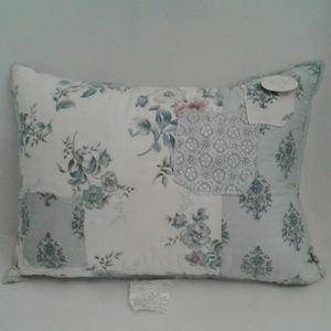 Simply Shabby Chic Decorative Pillow
